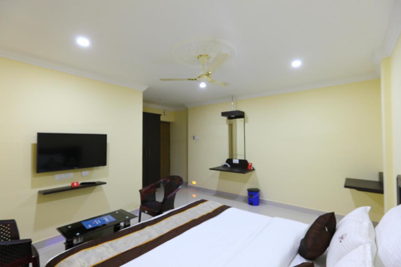 Saibala Transit Hotel Chennai Eksteriør billede